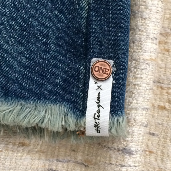 One Teaspoon Vixen High Waist Denim Skirt - Picture 3 of 8